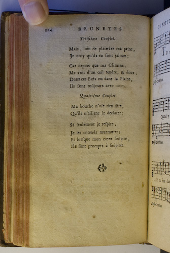 page 124 : Couplet : Ma bouche n'oseroit dire. / Mais loin de plaindre ma peine.