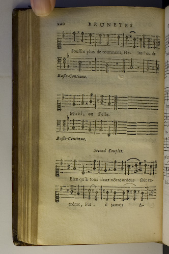 page 200 : Couplet : Bien qu' tous deux ntre.