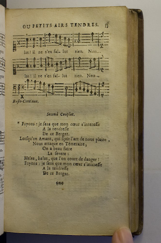 page 33 : Couplet : Fuyons : je sens que mon coeur.
