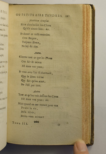 page 161 : Couplet : Tout ce qu'on voit dessous les cieux. / Climene, tout ce que les Dieux. / Silvie alors baisoit son chien.