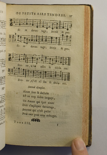 page 97 : Couplet : Aimer sans se declarer.