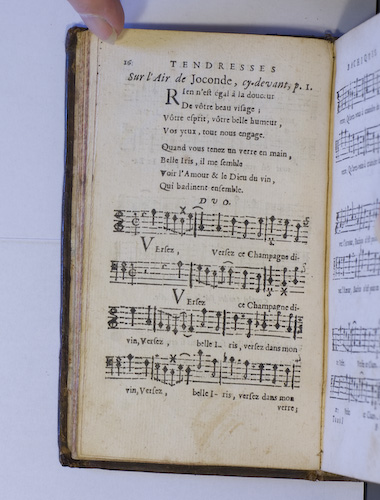 page 16 : Couplet : Rien n'est égal à la douceur. / Versez ce Champagne div.